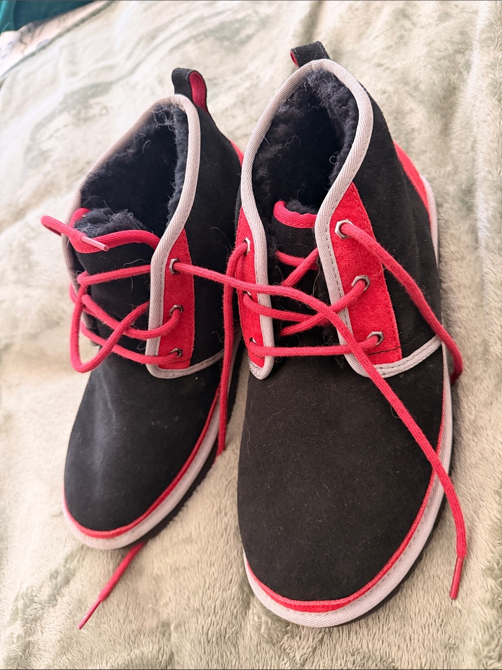 UGG Black and Red Suede Lace-Up Cozy Sneakers